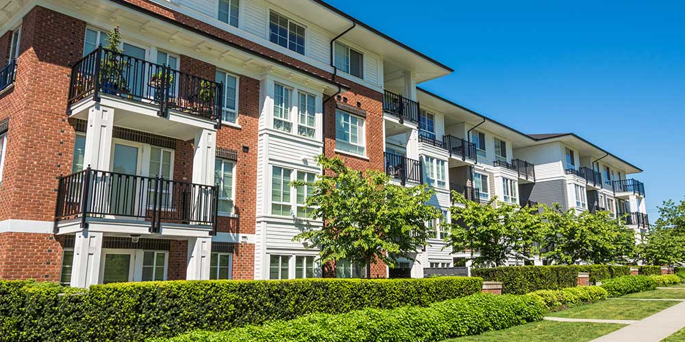 Investing in a Multifamily DST in the Current US Economy